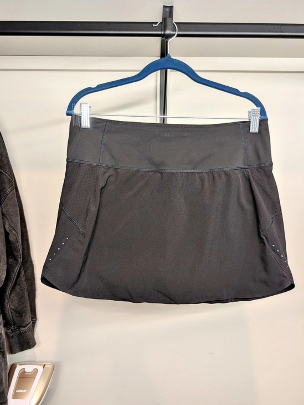 Athleta Run With It Skort Black Athletic Shorts